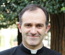 P. Alberto Puértolas LC dicta charla a católicos hispanos de Estados Unidos